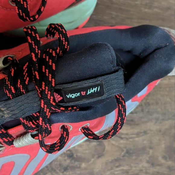 Adidas Vigor TR 6 running training trail tread sneakers neon coral pink EUC 7 - Picture 8 of 8